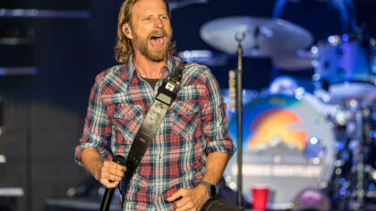 Dierks Bentley Beers On Me Tour - Irvine, CA